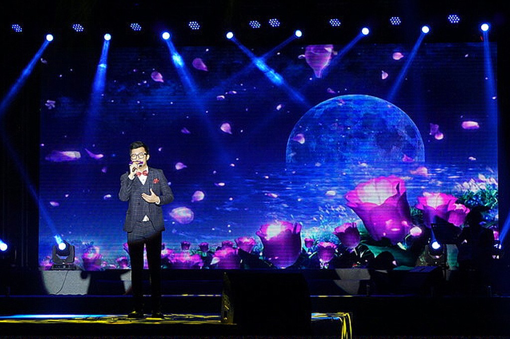 你好，这是来自坚美的声音