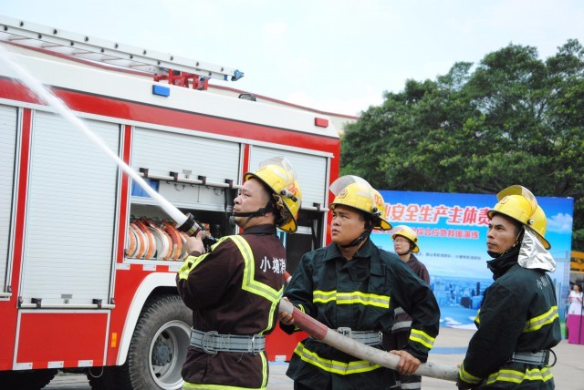 增强安全责任意识 提高应急救援能力 ——我司顺利开展火灾应急救援综合演练活动